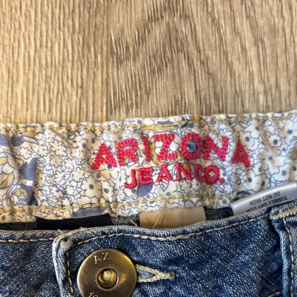 Arizona Jean Company Women's Dark Blue Jean Shorts - Picture 3 of 7